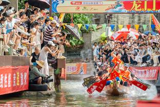 半场入4球！马丁内利反抢后送助攻，哈弗茨推射破门